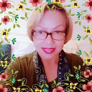 Meet your Posher, Ana